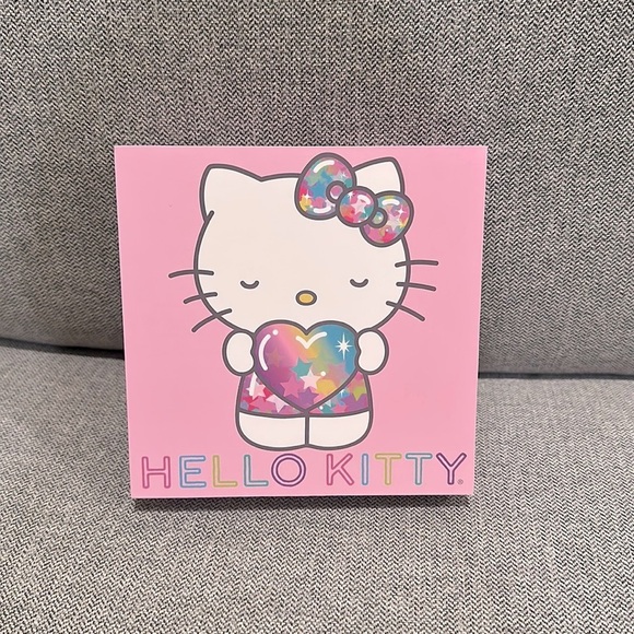 HELLO KITTY SIGN COLORFUL - Picture 1 of 2
